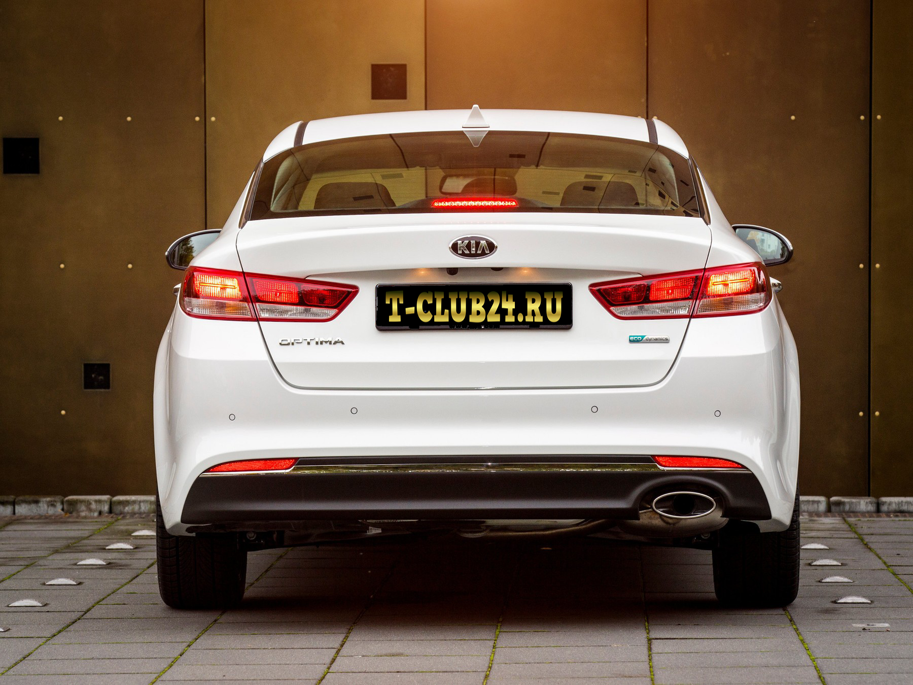 Автомобиль Kia Optima с фотографий T-CLUB24